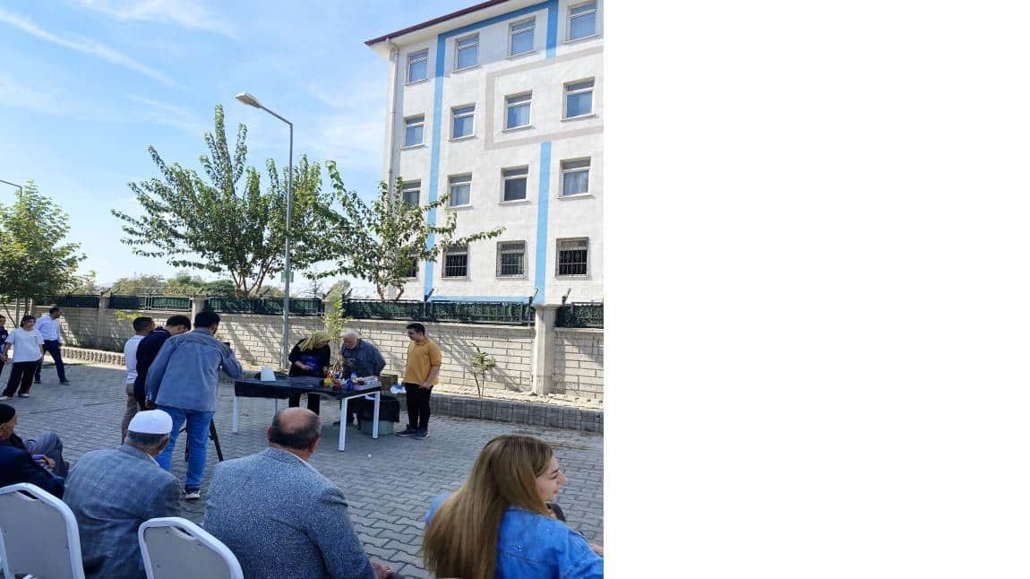 ELAZIĞ HUZUR EVİ SAKİNLERİNİ OKULUMUZDA AĞIRLADIK